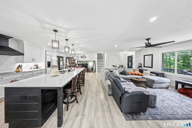 78 North Street, Plymouth, CT 06782