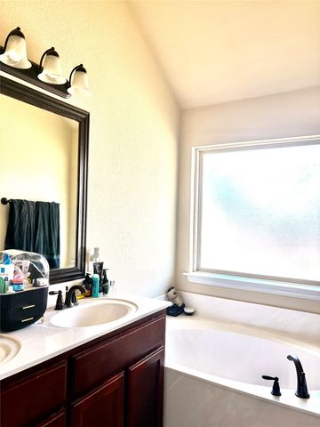 7421 Innisbrook Lane, Fort Worth, TX 76179