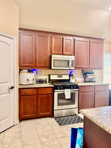 7421 Innisbrook Lane, Fort Worth, TX 76179