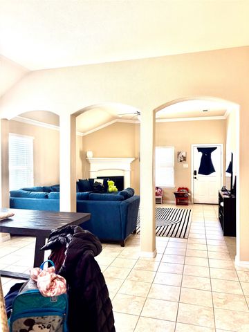 7421 Innisbrook Lane, Fort Worth, TX 76179