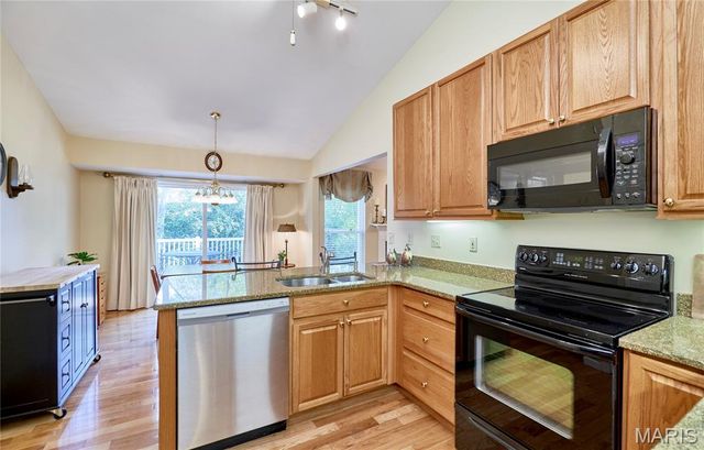 1301 Kensington Way Drive, Ellisville, MO 63011