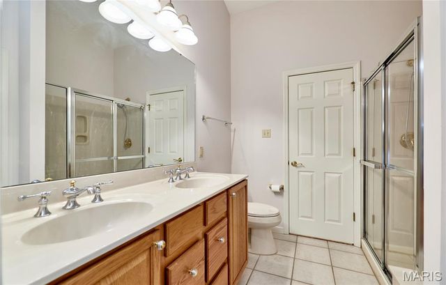 1301 Kensington Way Drive, Ellisville, MO 63011