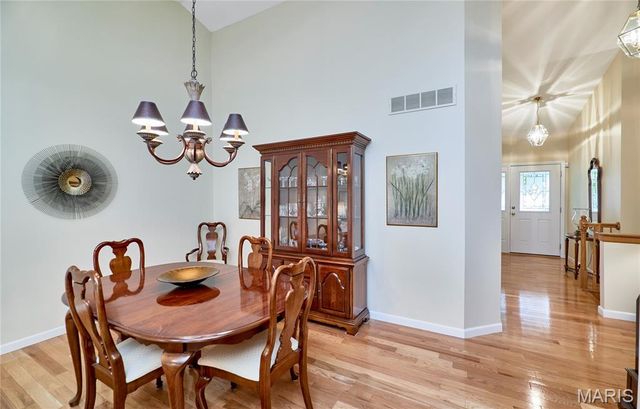 1301 Kensington Way Drive, Ellisville, MO 63011