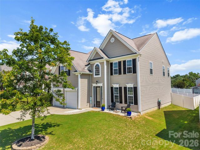 3304 Brackhill Street, Davidson, NC 28036