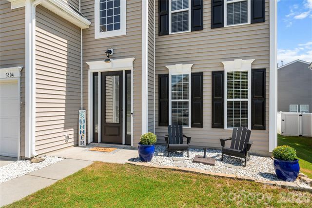 3304 Brackhill Street, Davidson, NC 28036