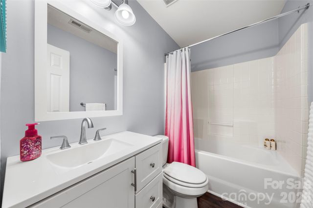 3304 Brackhill Street, Davidson, NC 28036
