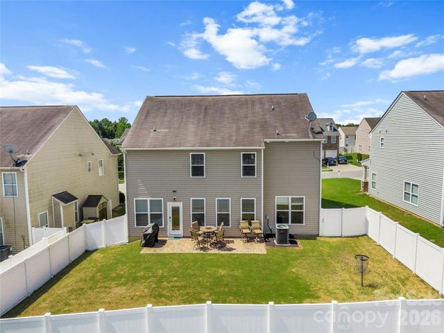 3304 Brackhill Street, Davidson, NC 28036