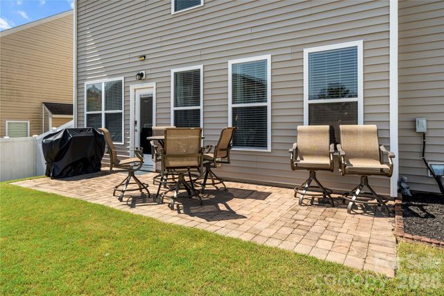 3304 Brackhill Street, Davidson, NC 28036