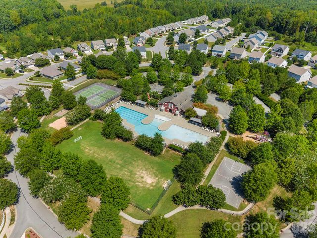 3304 Brackhill Street, Davidson, NC 28036