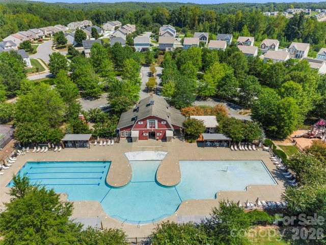 3304 Brackhill Street, Davidson, NC 28036