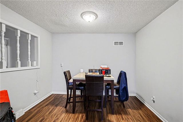 7708-7710 Kessler Lane, Overland Park, KS 66204