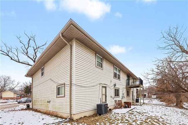 7708-7710 Kessler Lane, Overland Park, KS 66204