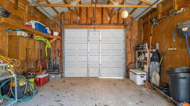 1986 County Road 504, Gainesville, MO 65655
