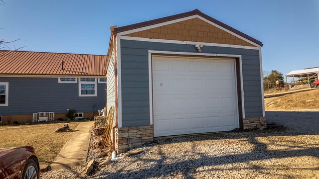 1986 County Road 504, Gainesville, MO 65655