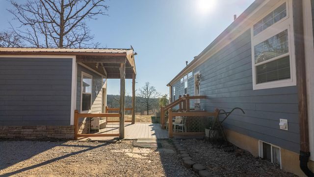 1986 County Road 504, Gainesville, MO 65655