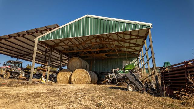 1986 County Road 504, Gainesville, MO 65655