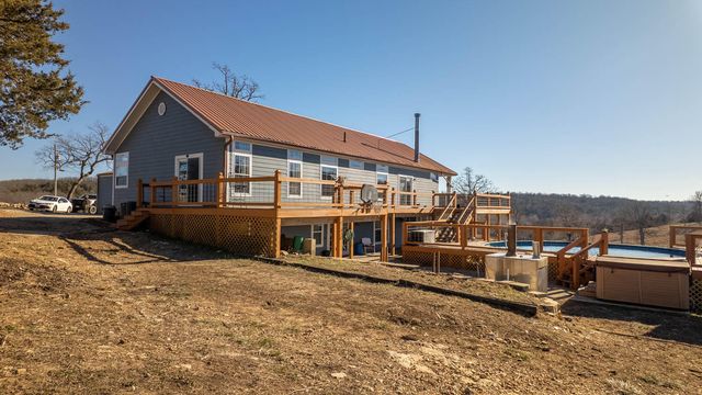 1986 County Road 504, Gainesville, MO 65655