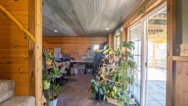 1986 County Road 504, Gainesville, MO 65655