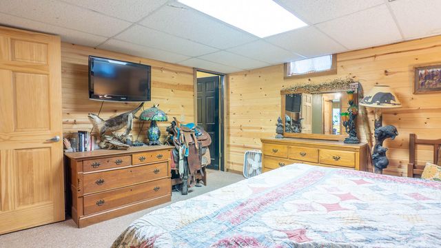 1986 County Road 504, Gainesville, MO 65655