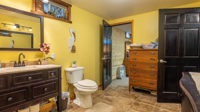 1986 County Road 504, Gainesville, MO 65655