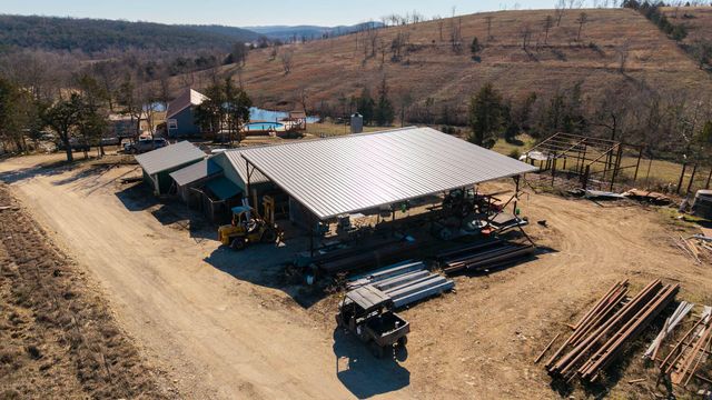 1986 County Road 504, Gainesville, MO 65655