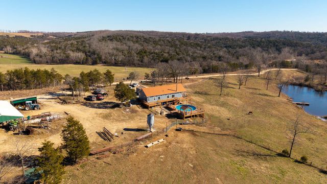 1986 County Road 504, Gainesville, MO 65655
