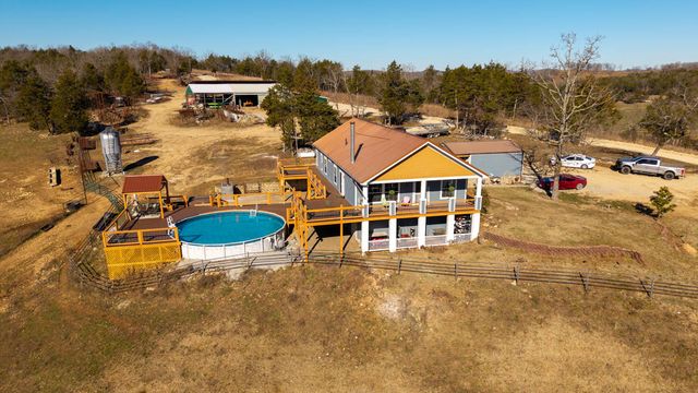 1986 County Road 504, Gainesville, MO 65655