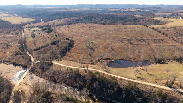 1986 County Road 504, Gainesville, MO 65655