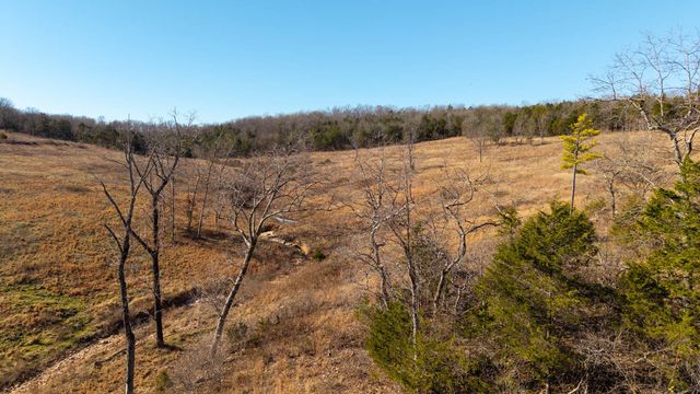 1986 County Road 504, Gainesville, MO 65655