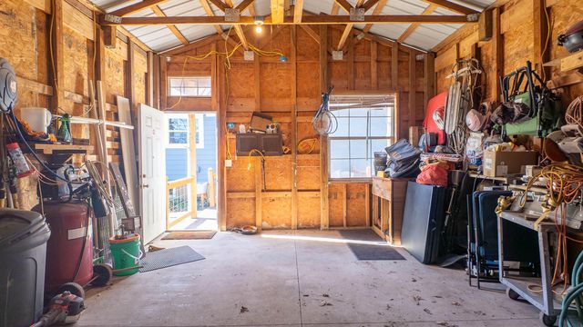 1986 County Road 504, Gainesville, MO 65655