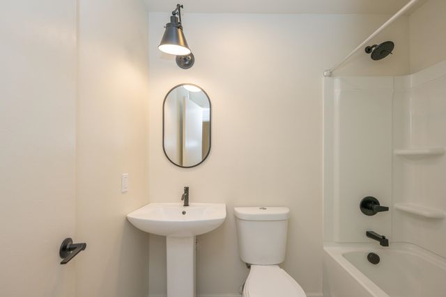 106 Carlton Court, Spartanburg, SC 29302