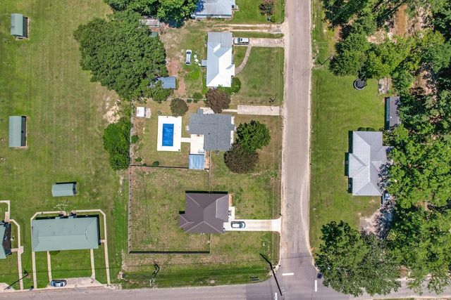 103 Main Street, Ashford, AL 36312