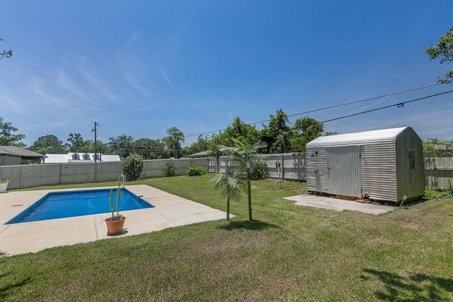 103 Main Street, Ashford, AL 36312
