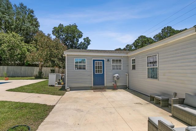 103 Main Street, Ashford, AL 36312