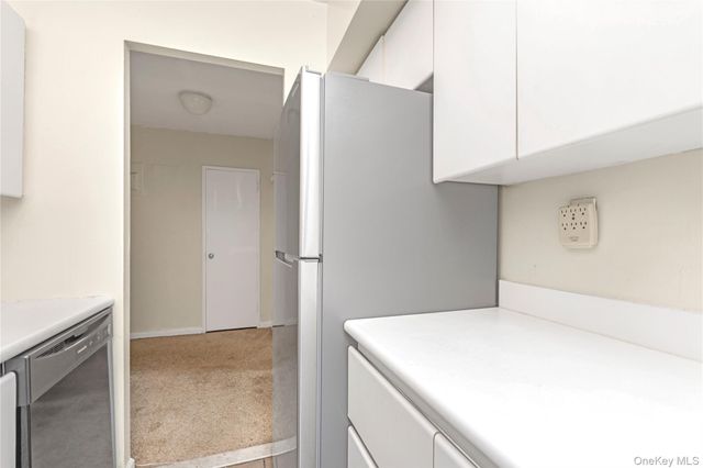 150-11 72nd Road 6E, Kew Garden Hills, NY 11367