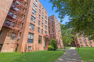 150-11 72nd Road 6E, Kew Garden Hills, NY 11367