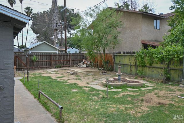 1903 3rd Street, Bakersfield, CA 93304