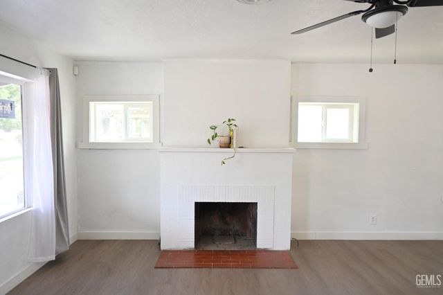 1903 3rd Street, Bakersfield, CA 93304