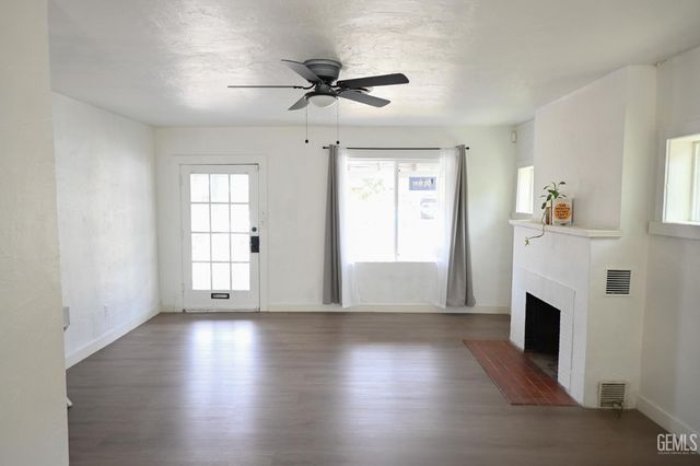 1903 3rd Street, Bakersfield, CA 93304