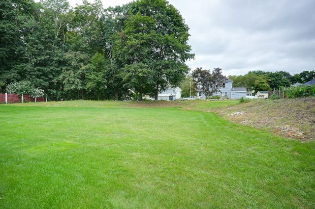 6 Wood Lane 6, Maynard, MA 01754