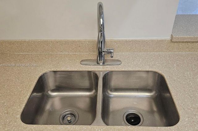 2033 SE 10th Ave 614, Fort Lauderdale, FL 33316