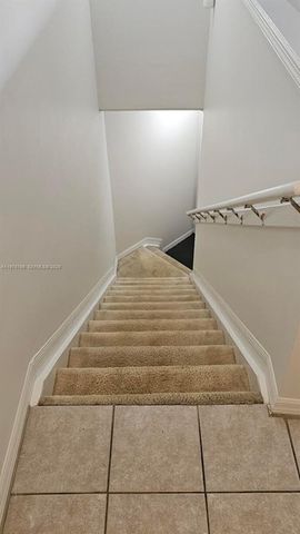 2033 SE 10th Ave 614, Fort Lauderdale, FL 33316