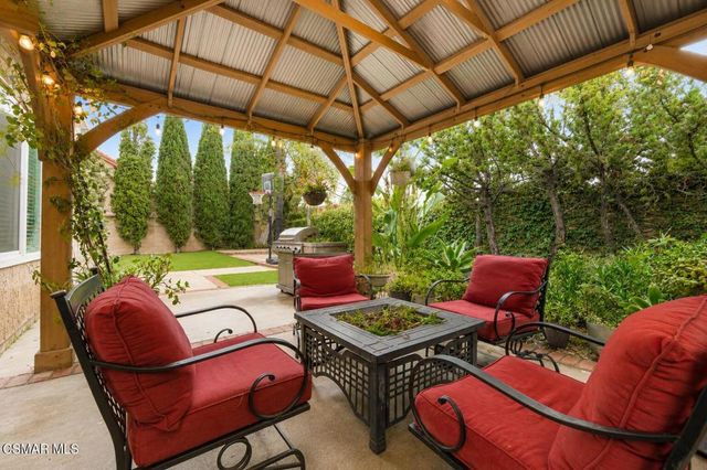 12564 Spring Creek Road, Moorpark, CA 93021