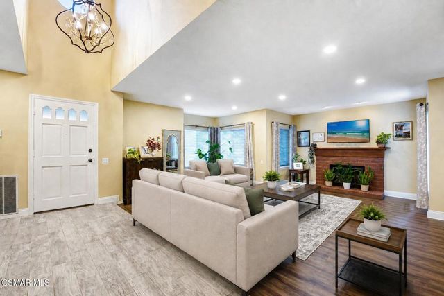 12564 Spring Creek Road, Moorpark, CA 93021