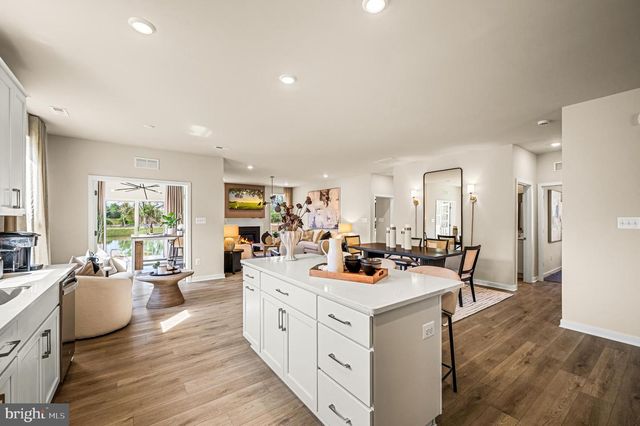 916 RESORT BLVD, Dover, DE 19904