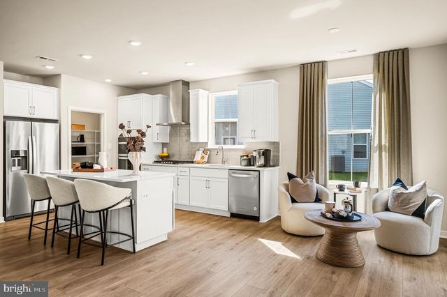 916 RESORT BLVD, Dover, DE 19904