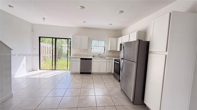 322 NE 1st Drive, Florida City, FL 33034