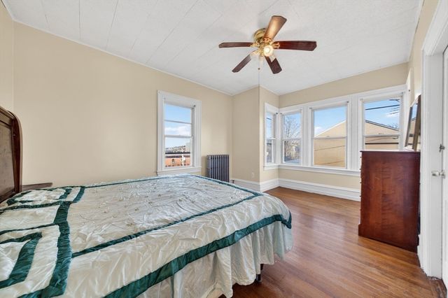 420 Bradford Avenue, Fall River, MA 02721