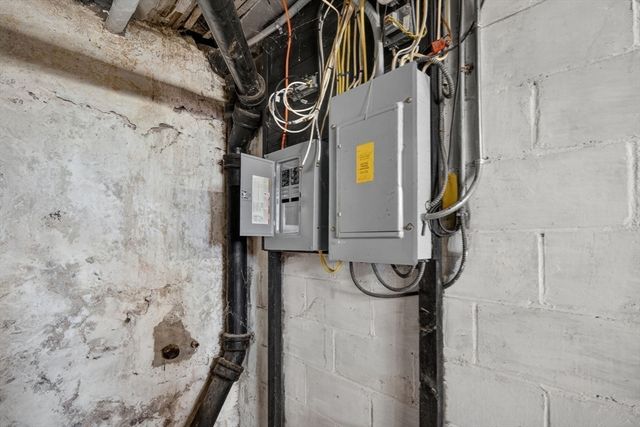 420 Bradford Avenue, Fall River, MA 02721