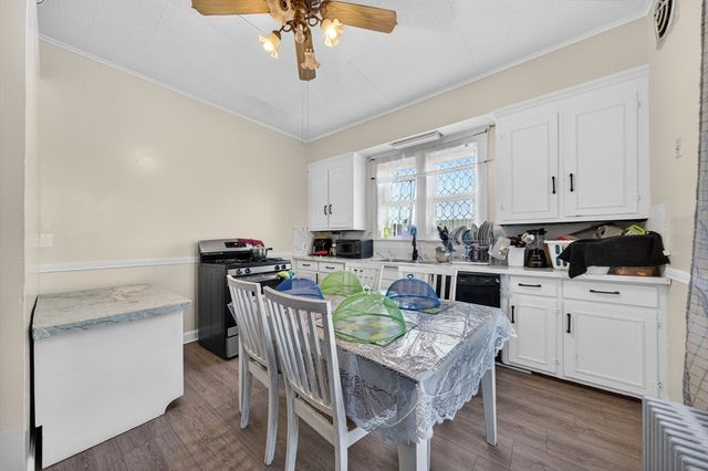 420 Bradford Avenue, Fall River, MA 02721